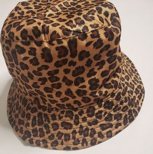 Cheetah Bucket hat